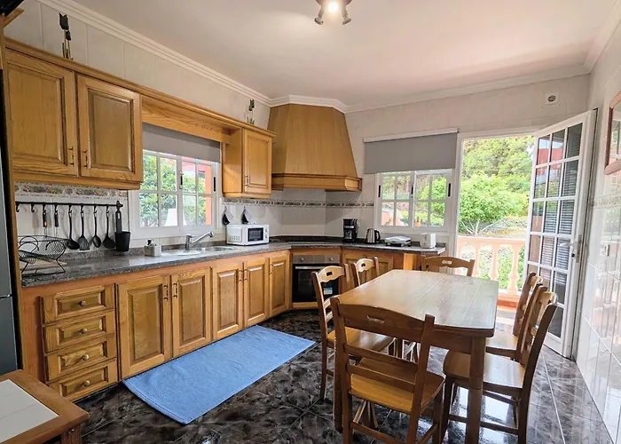 Holiday home Chc - Casa Socas *